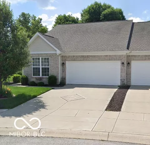 3891 Kristi Way, Greenwood, IN 46142