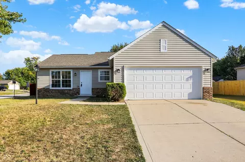 7423 Tassel Ct, Avon, IN 46123