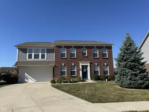 8634 N Dresden Dr, Mccordsville, IN 46055