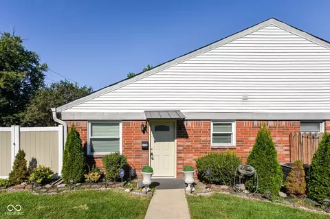 2729 Country Estates Dr, Indianapolis, IN 46227