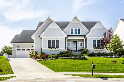 987 Oak Terrace Rd, Westfield, IN 46074