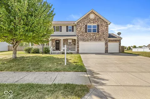 6851 Wilmot Ln, Avon, IN 46123
