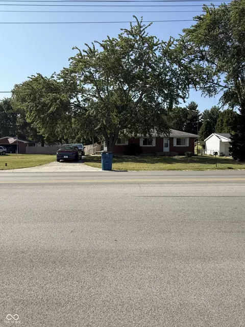 3809 Maple Ave, Terre Haute, IN 47804