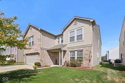 Exterior - 9648 W Lantern Ln, Pendleton, IN 46064 photo 2 of 8