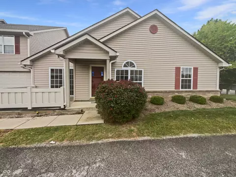 4733 Kelvington Dr, Indianapolis, IN 46254