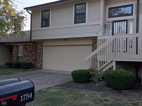 1754 Queensbridge Dr, Indianapolis, IN 46219