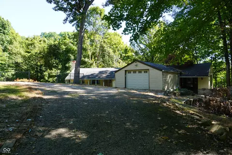 315 Pumpkinvine Hill Rd, Martinsville, IN 46151
