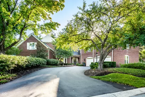 7961 Beaumont E Green Dr, Indianapolis, IN 46250
