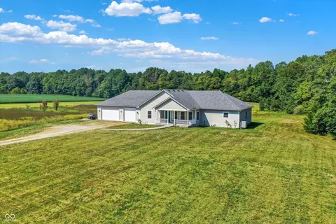8302 W Lewisville Rd, Paragon, IN 46166