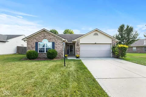 7621 Dancy Dr, Indianapolis, IN 46239