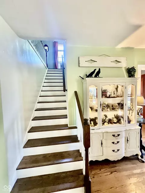 Entry Way - 1201 4th St, Covington, IN 47932 photo 1 of 2