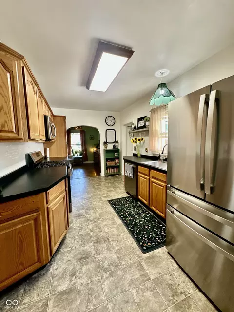 Kitchen - 1201 4th St, Covington, IN 47932 photo 3 of 3