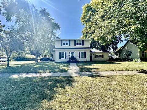 1201 4th St, Covington, IN 47932