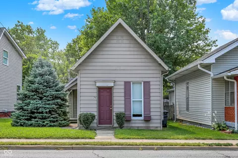 71 E Main St, Greenwood, IN 46142