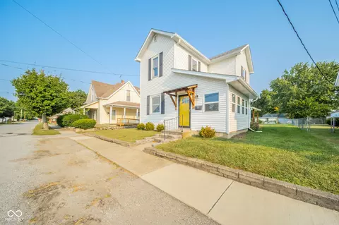 118 E Morgan St, Knightstown, IN 46148