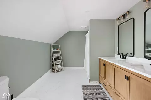 Bath - 9565 S 250 E, Markleville, IN 46056 photo 3 of 3