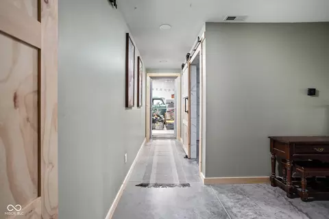 Entry Way - 9565 S 250 E, Markleville, IN 46056 photo 2 of 2
