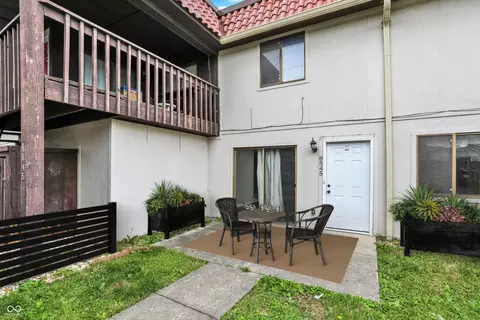 8545 La Corrida Ct, Indianapolis, IN 46227