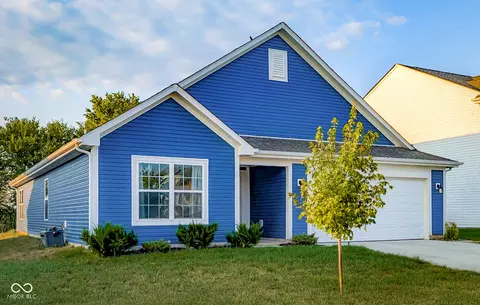 2127 Abbey Ln, Columbus, IN 47201