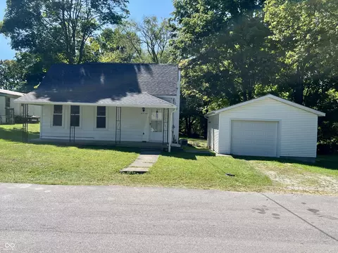 106 W Lucas St, Hillsboro, IN 47949