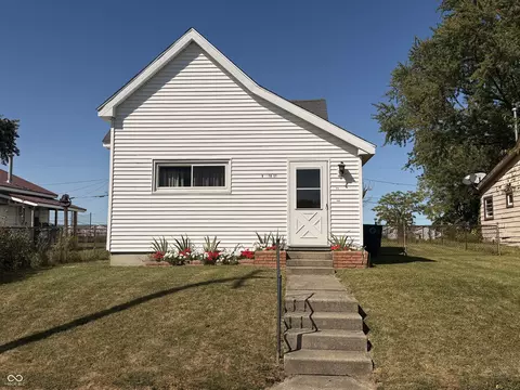 1014 W 10th St, Muncie, IN 47302