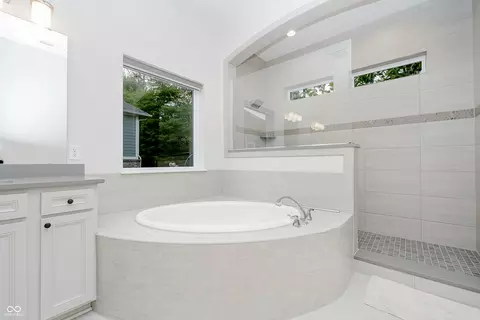 10994 Edgewood Dr, Fishers, IN 46040 photo 24