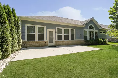 10994 Edgewood Dr, Fishers, IN 46040 photo 30