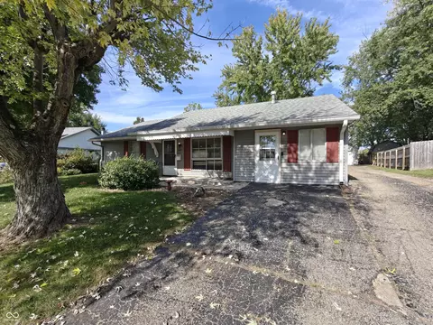 1125 Delwood Dr, Mooresville, IN 46158