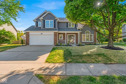 10706 Briar Stone Ln, Fishers, IN 46038