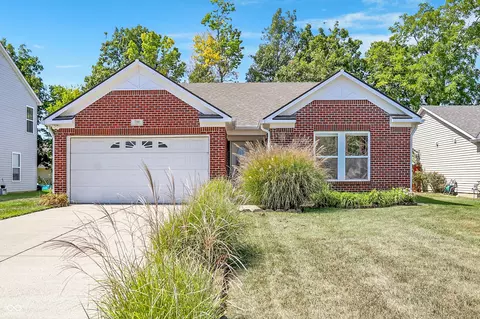 700 Runnymede Ct, Greenfield, IN 46140