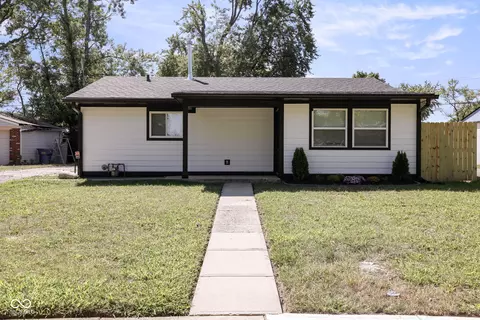 7355 Twin Beech Dr, Lawrence, IN 46226