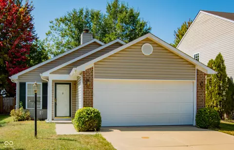 15471 Wandering Way, Noblesville, IN 46060