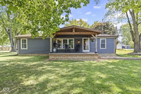 201 Walnut St, Advance, IN 46102