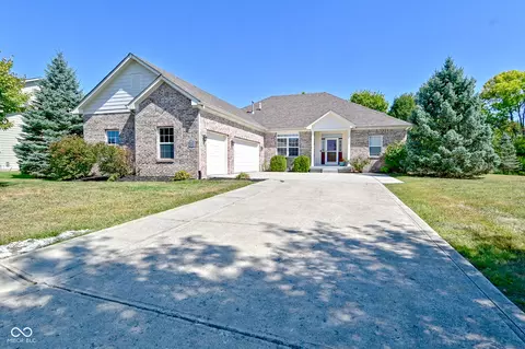 14155 Langham Dr, Westfield, IN 46074