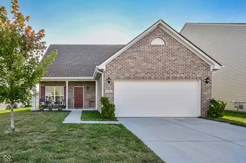 5171 Tanglewood Ln, Whitestown, IN 46075
