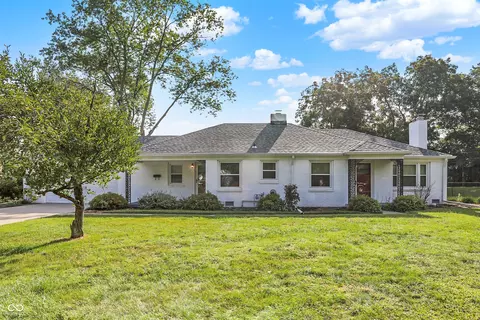 936 Sunset Dr, Anderson, IN 46011