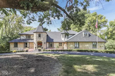 344 Lawnwood Dr, Greenwood, IN 46142
