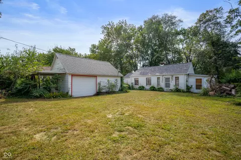 8113 N West Shafer Dr, Monticello, IN 47960