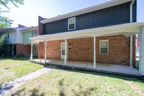 6364 Commons Dr, Indianapolis, IN 46254