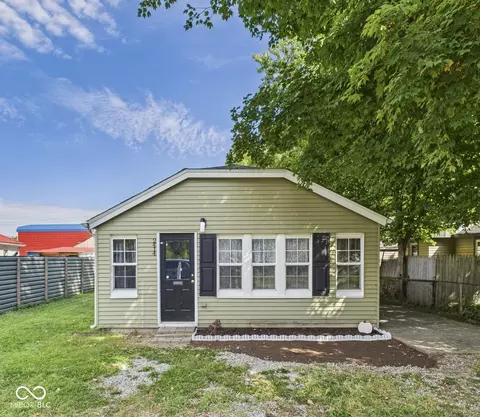 2414 W 16th St, Anderson, IN 46016
