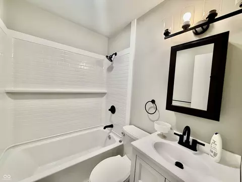2822 Beech Dr, Columbus, IN 47203 photo 5
