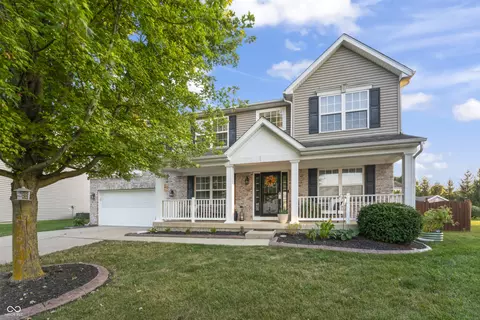 11093 Hylas Dr, Noblesville, IN 46060