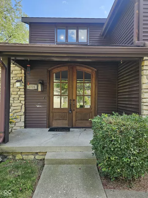 4721 Dancer Dr, Indianapolis, IN 46237