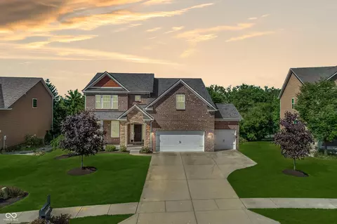 8456 Dumfries Dr, Brownsburg, IN 46112