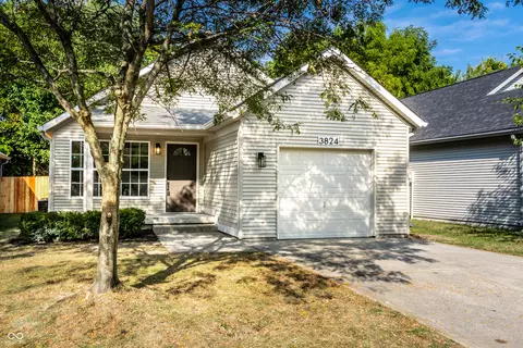 3824 Fetlock Dr, Indianapolis, IN 46227
