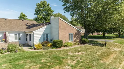 4505 Edinborough Dr, Anderson, IN 46013