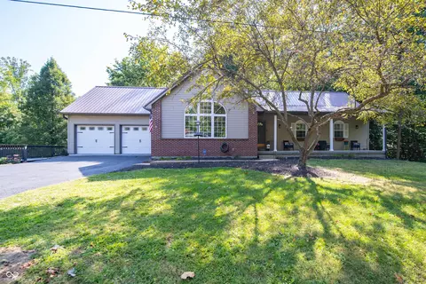1141 S Turnbow Dr, Rockville, IN 47872
