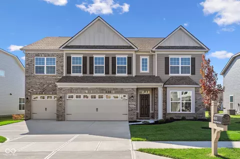 10615 Banyan Wood Ct, Indianapolis, IN 46239