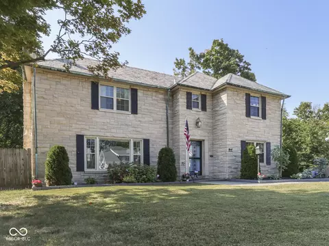 113 W High St, Mooresville, IN 46158