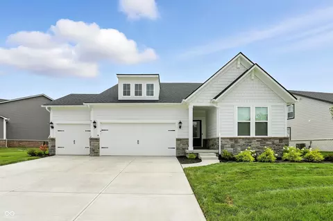 15888 Kohut Ln, Westfield, IN 46074
